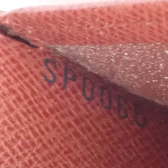 LOUIS VUITTON Porte Monnaie Billet Carte Credit Wallet Monogram M61652 07EF439 - Picture 16 of 16